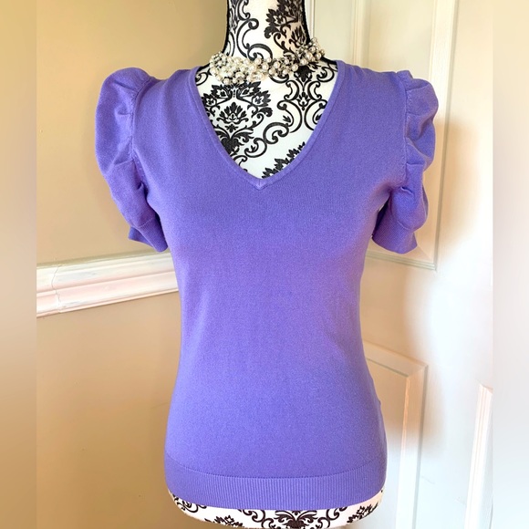 Joseph A Sweaters - Joseph A. Beautiful women’s sweater, short, puff sleeves, size small.